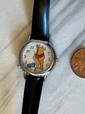 Timex Winnie the Pooh Black Leather Strap Watch Y2K NEW battery